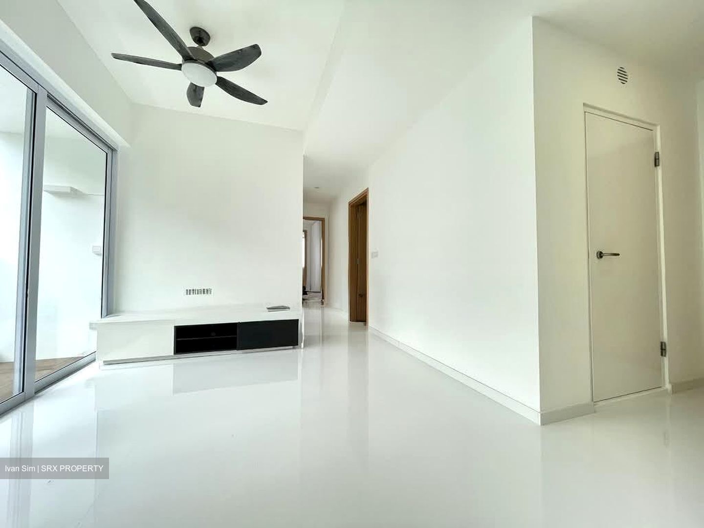 Whitescape (D15), Apartment #554426001